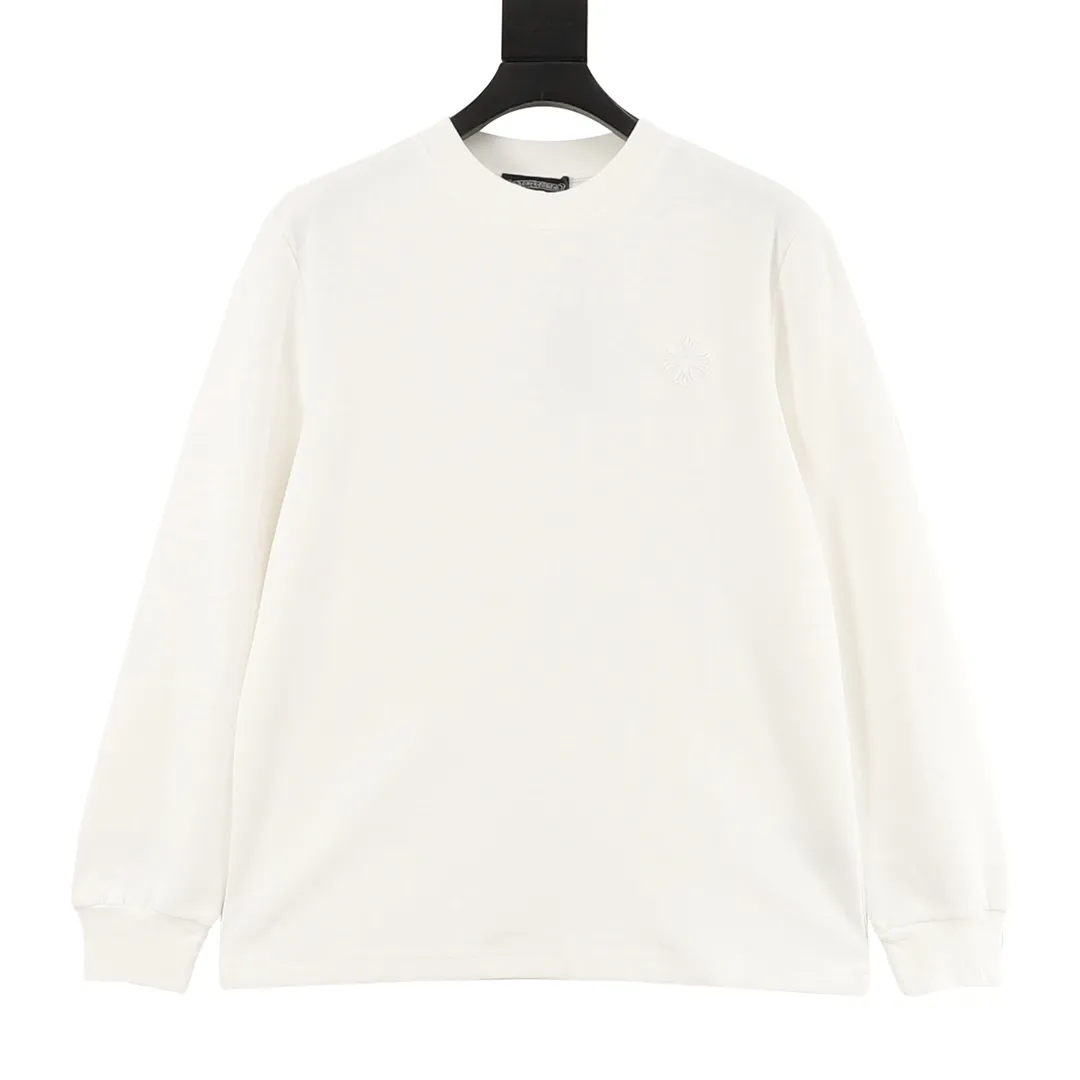 P340 ChromeHearts/Chrome Hearts 25Fw dark pattern cross horseshoe three-dimensional embroidery long-sleeved T-shirt, custom-woven and dyed, washed smooth long-staple cotton, weight 310 grams, the latest counter model, long-sleeved bottoming shirt, thick and stylish, purchased from the original mold and made with a full set of customized accessories, all details are perfectly restored. The design style still combines low-key luxury styles such as rock punk, street hip-hop, etc., which has a very distinctive feel. Three-dimensional embroidery of a cross on the chest and embroidery of Sanskrit letters on the hem. The ready-made garment has a high weight, a delicate touch, thick and soft texture, and a breathable texture. It is extremely comfortable on the upper body and is a must-have for autumn and winter. It hides fat and makes you look slimmer. It can be used by both men and women, and the upper body effect is great. Color: black, white Size: M-XXXL